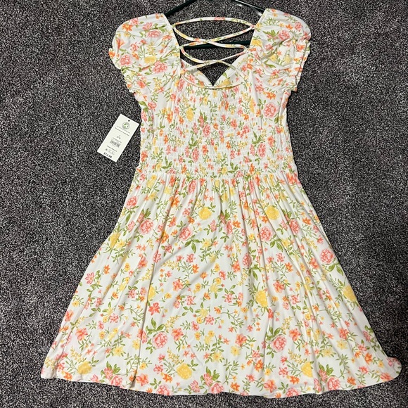 New Floral sundress - Picture 3 of 5